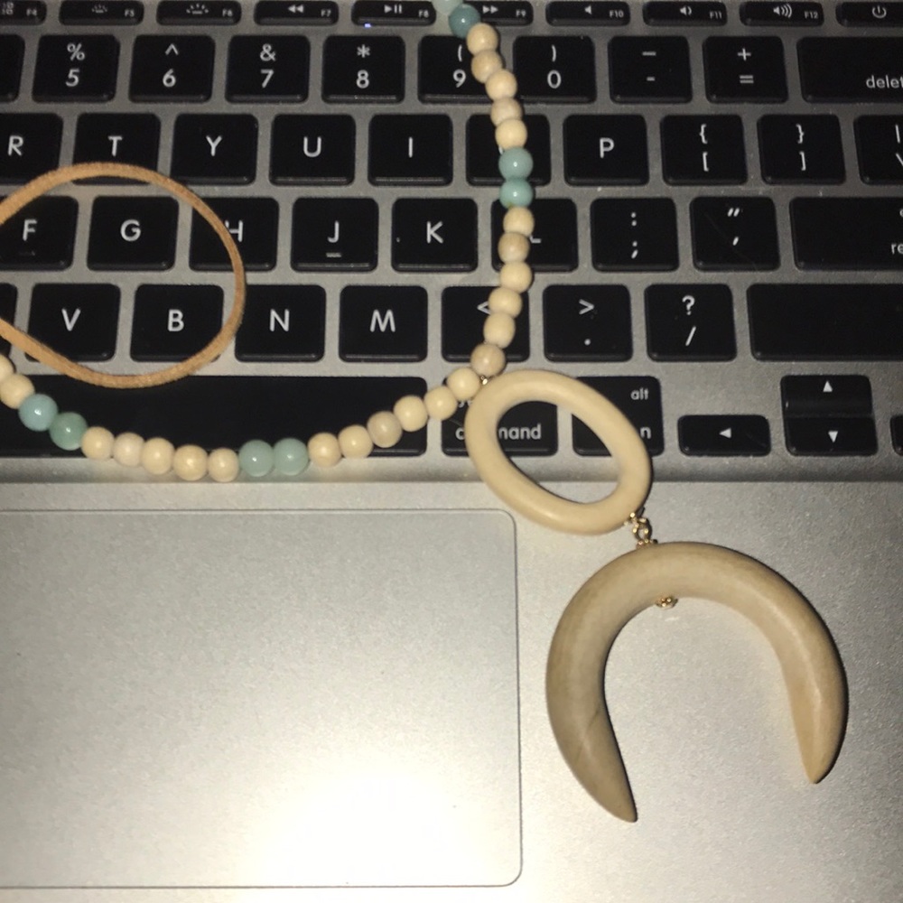 long necklace